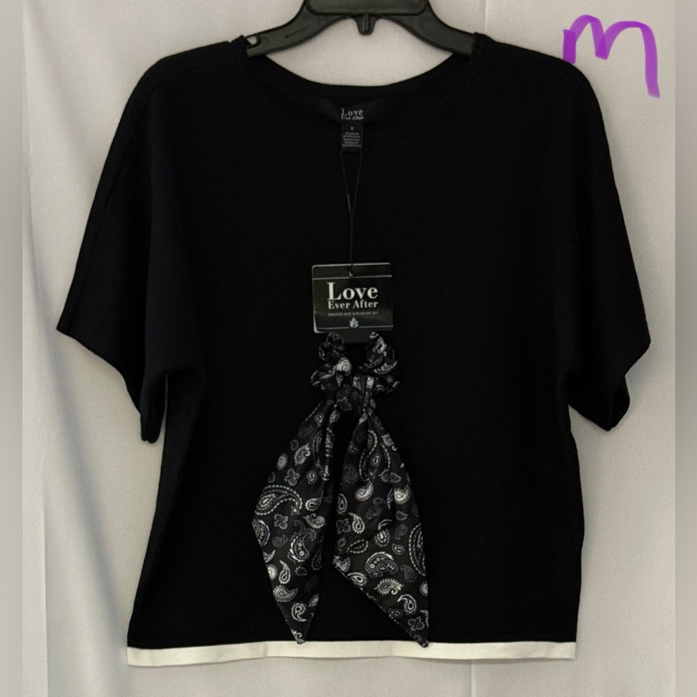 Black Short Sleeve Women's Top